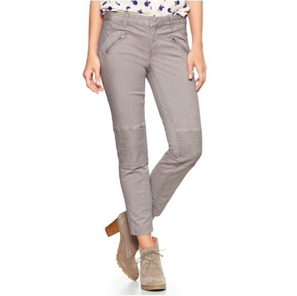 🆕️ GAP Skinny-Mini Khaki Pants in Gray Color. NWOT - Picture 1 of 11